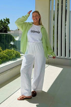 camiseta blanca amar
