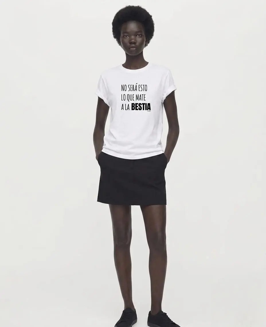 camiseta blanca no será esto lo que mate a la bestia